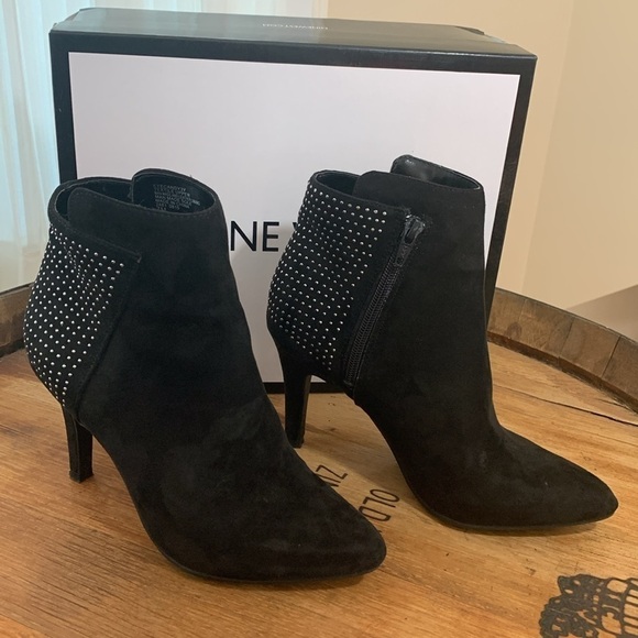 Nine West | Eye Candy Black Studded Zipper Ankle Boots Booties + Box 7 M - Picture 3 of 14